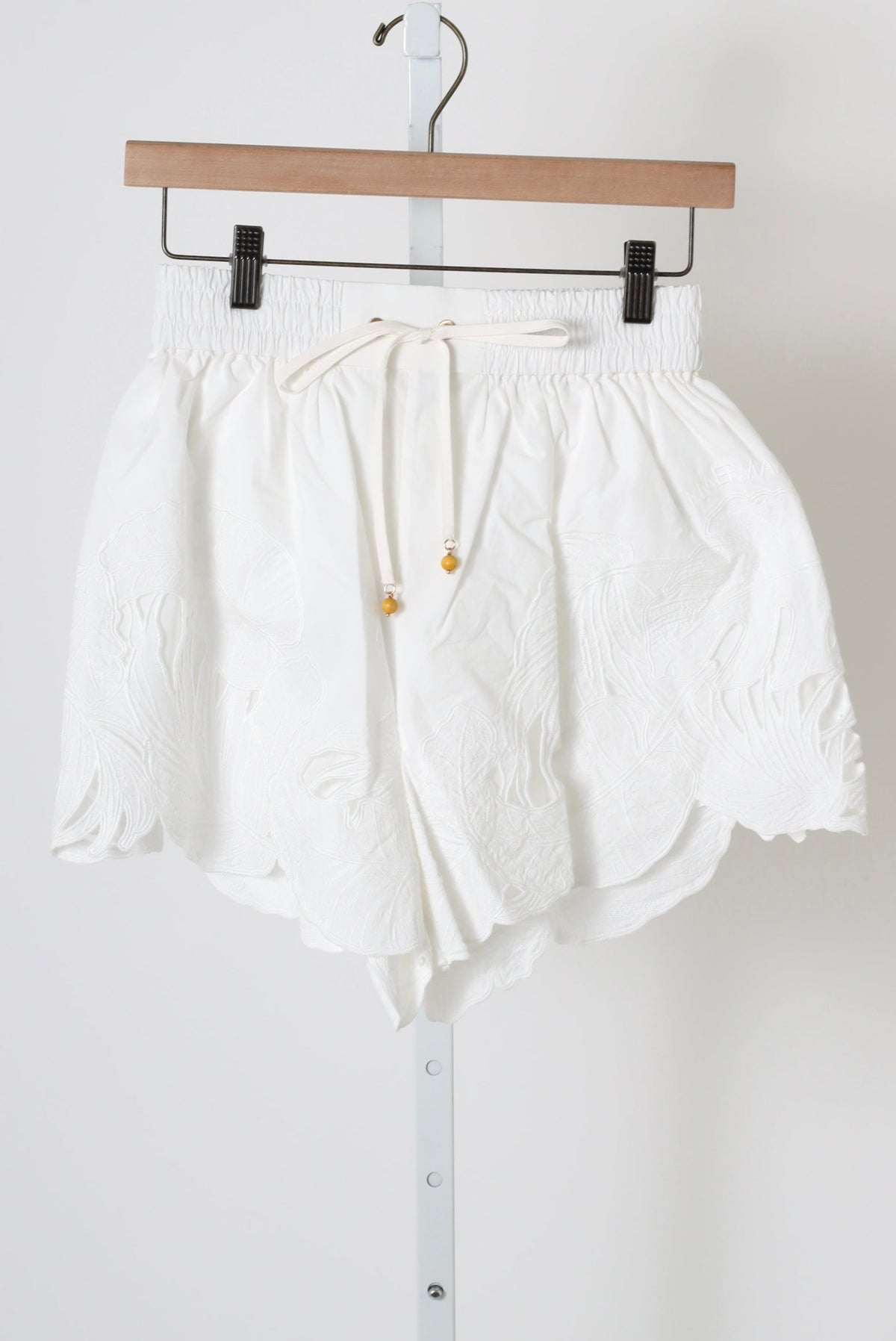 Mahon Embroidered Short - Ivory