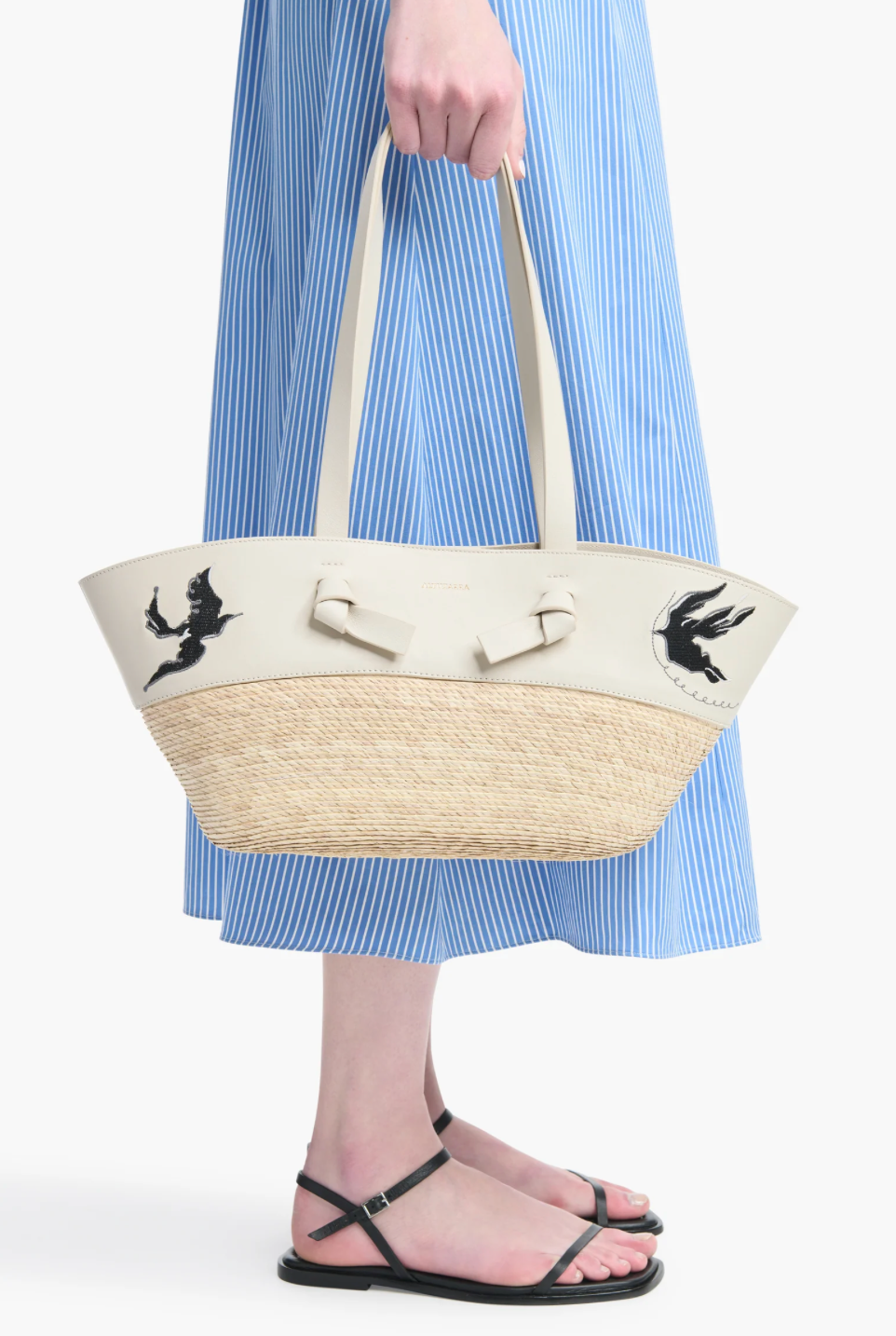 Knot Basket Small Long Handle - Ivory Embroidered Bird