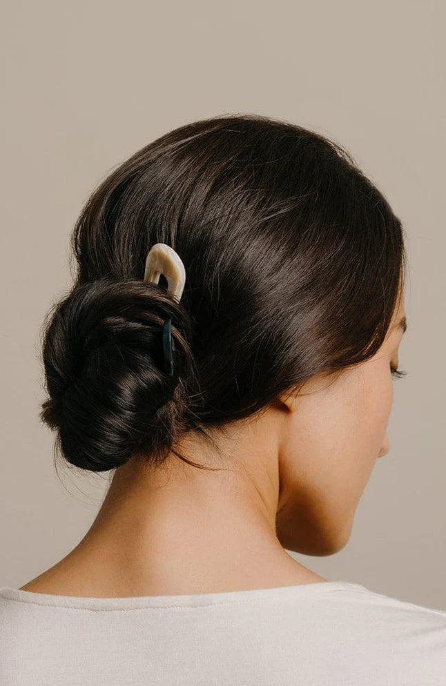 Long Tooth Chignon Pin - Classic - Black